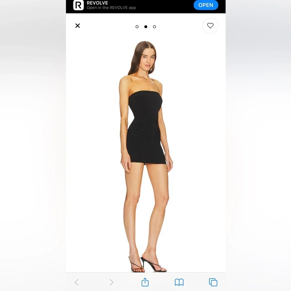 STRAPLESS PICKLEBALL DRESS - Picture 1 of 4